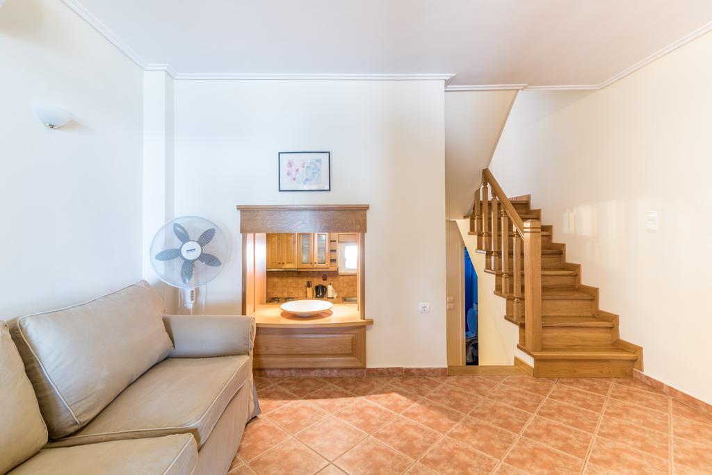 Golden Sand Apartments Βρωμονέρι Δωμάτιο φωτογραφία