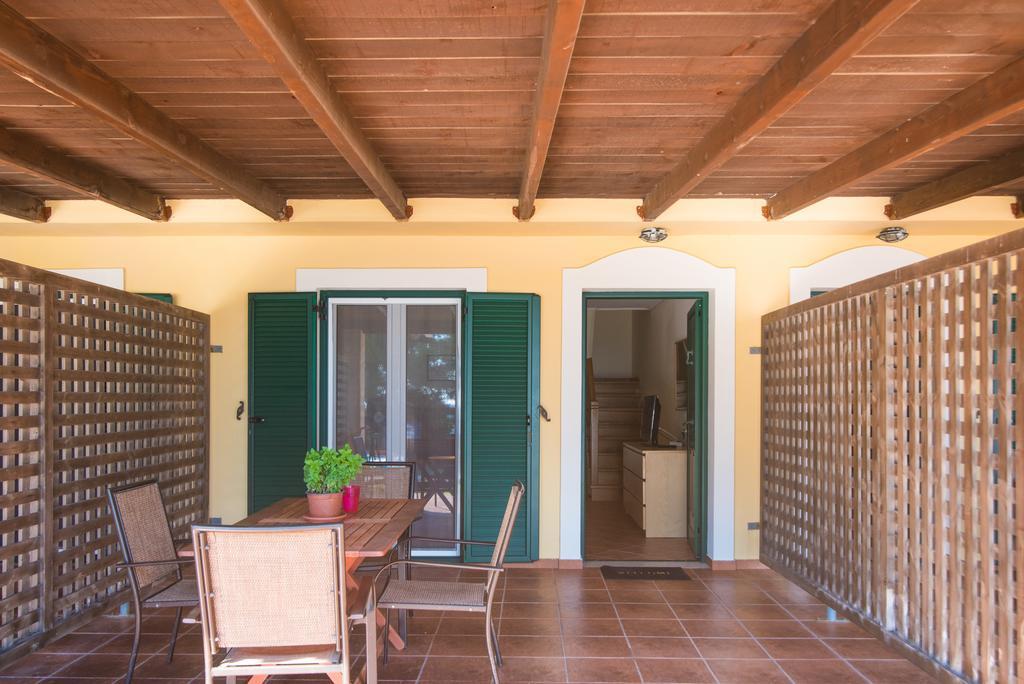 Golden Sand Apartments Βρωμονέρι Δωμάτιο φωτογραφία
