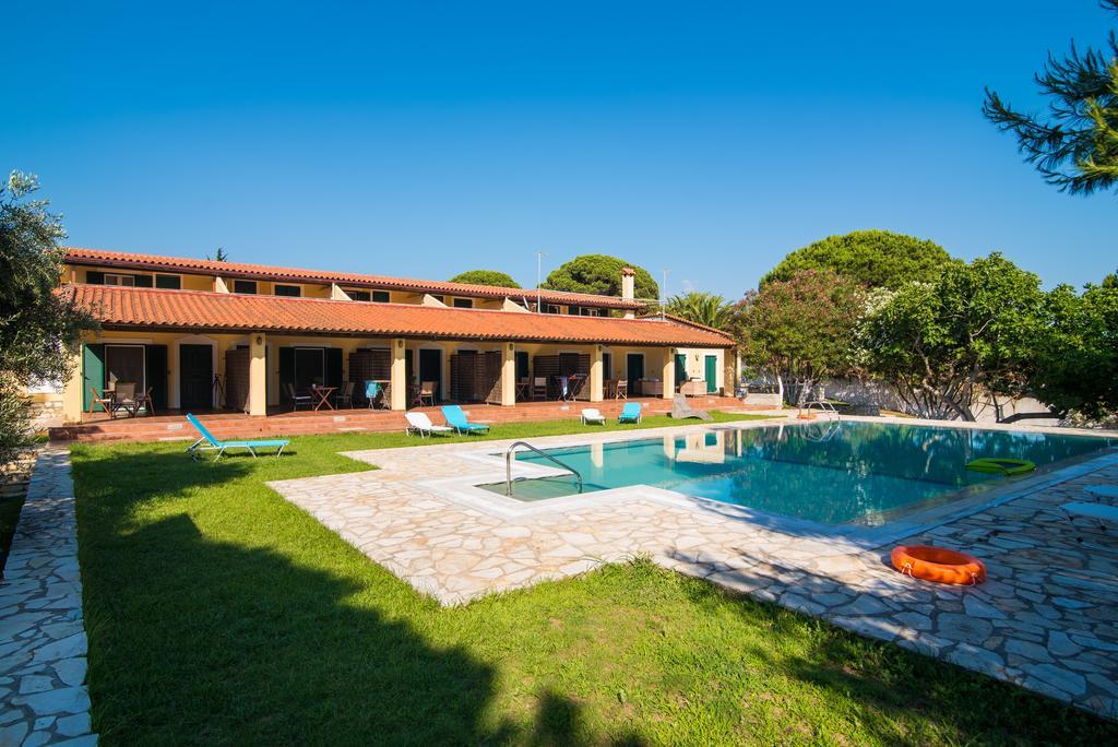 Golden Sand Apartments Βρωμονέρι Εξωτερικό φωτογραφία