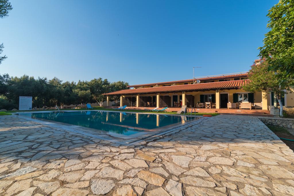 Golden Sand Apartments Βρωμονέρι Εξωτερικό φωτογραφία